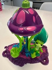 Zelfs Toadstool Twirl & Swing Playset Inc Ribbita Frog Zelf