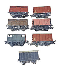 Rake of 7 Dapol Bachmann Model