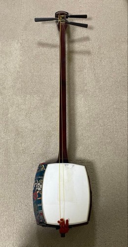 Shamisen japanese traditional - japanese,