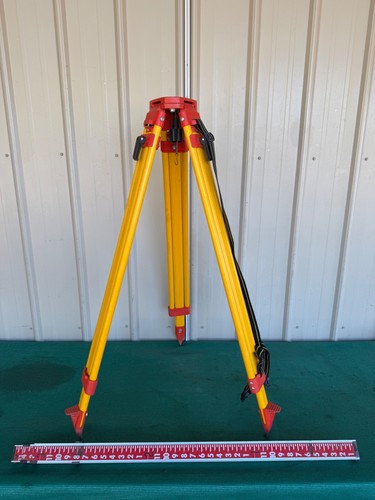 Surveyors tripod metal - tripod, transit