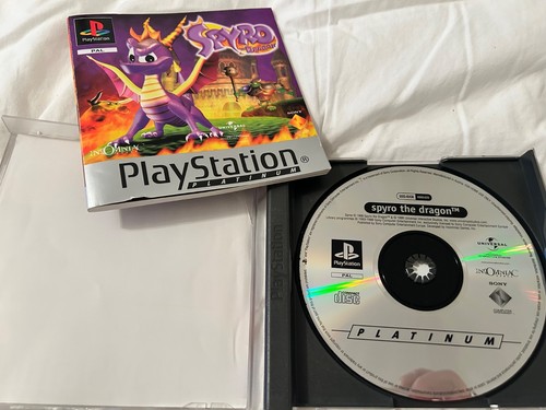Spyro the dragon ps1 - dragon,