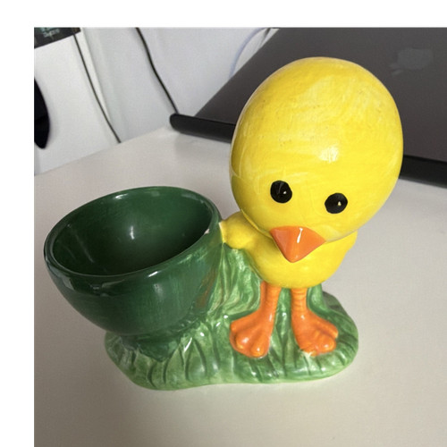 Ceramic novelty animal egg - animal, cup