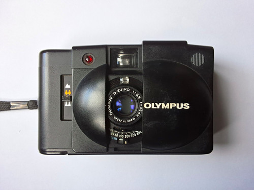 Olympus xa2 35mm film - olympus,