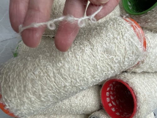 1kg ecru mohair loop - 1kg,