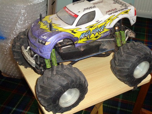 Rare vintage kyosho mega force - rare,