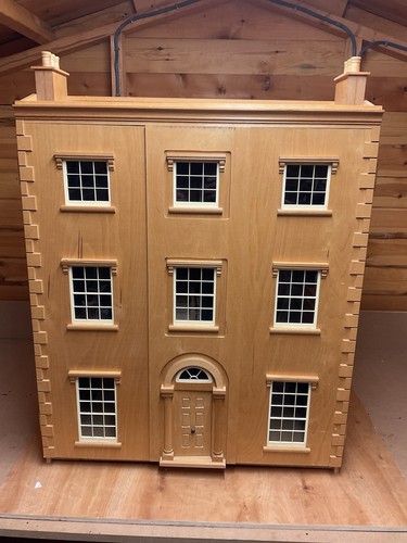 Classic dolls house - classic,