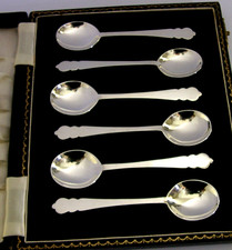 STYLISH CASED ENGLISH SOLID