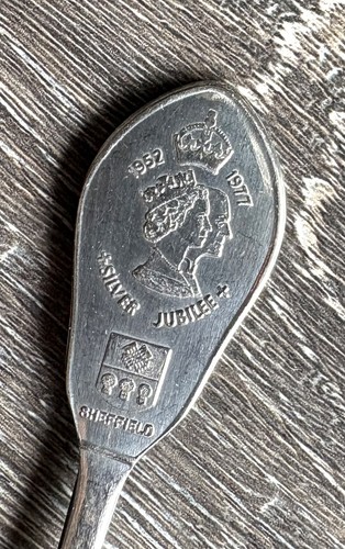 Queen elizabeth silver - ii,