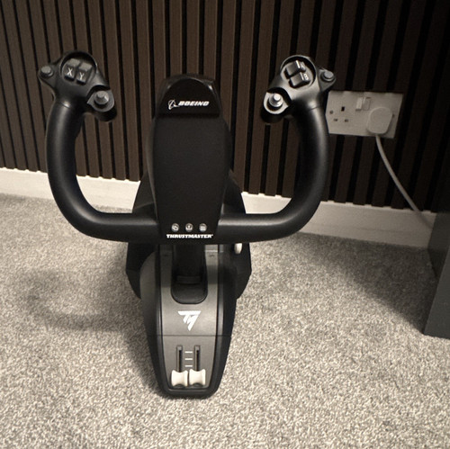 Thrustmaster tca yoke boeing - thrustmaster,
