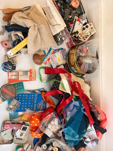 Vintage haberdashery job lot - haberdashery,