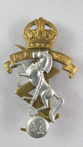 Military cap badge reme - k/c,
