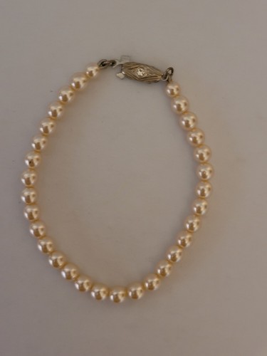 Vintage pearl styled bracelet - vintage,