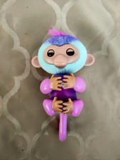 Fingerlings Magic Moods