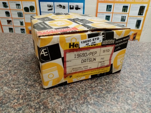 Datsun 1200 piston set - 1200,