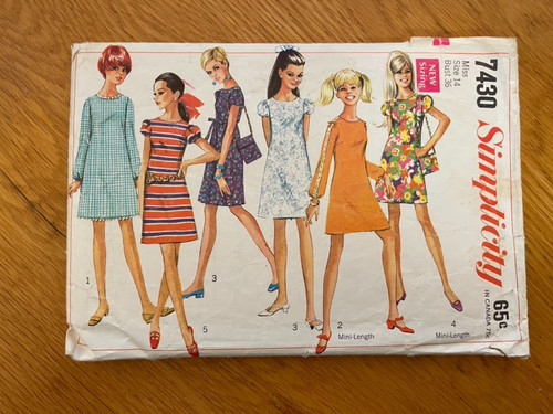 Simplicity vtg 60s sewing