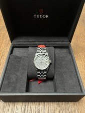 Tudor Prince Day-Date Linen