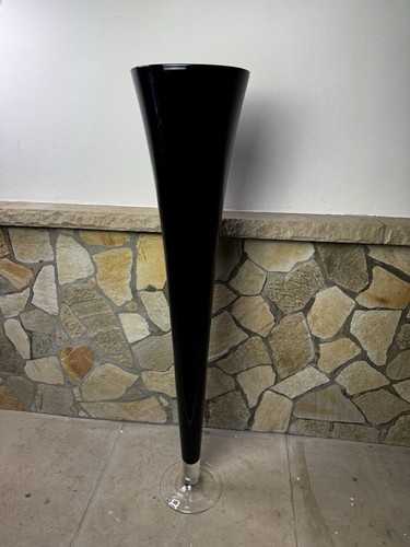 Tall black glass - tall, umbrella