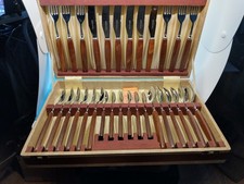 Complete Cased 30Pce Glosswood