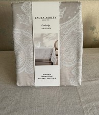 Laura Ashley Table cloth-