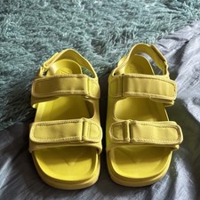 Zara Unisex Lime Green Wide Double Snap Strap Sandals Lightly Worn Size 4 Or 37