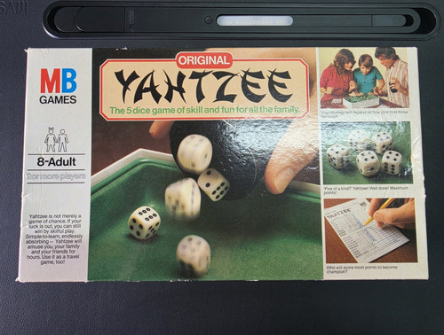 Vintage 1976 games original - mb,