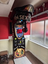 Kalkombat Boxer Machine