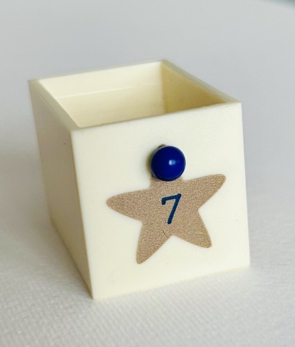 Avon vintage advent calendar - vintage,