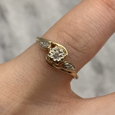 Diamond Floral Twist Ring 9ct 375 Yellow Gold - Size I