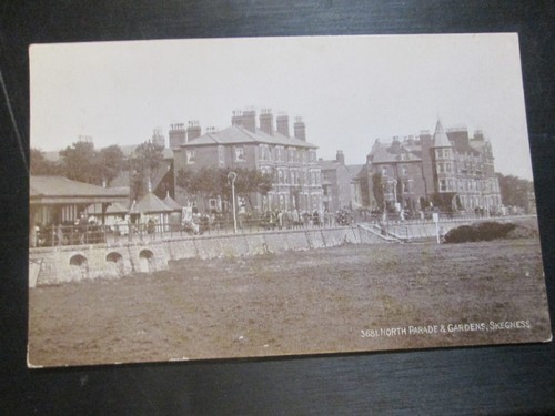 Postcard north parade - postcard,