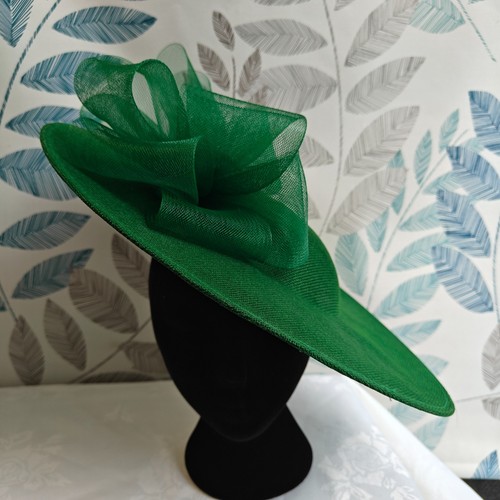Green bow flower wide brim - flower,