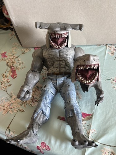 Multiverse king shark - dc,