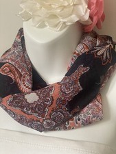 Medium Orange Paisley design