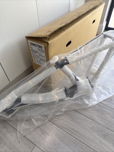 Voodoo bizango frame - frame, 17”