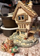 Pendelfin Bunnies Large Castle