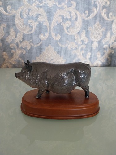 Royal doulton vietnamese pig - vietnamese,