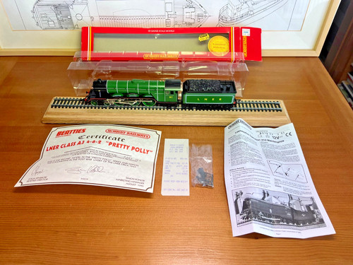 Hornby 375 lner loco - lner,