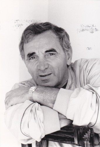 Original photograph singer - of,