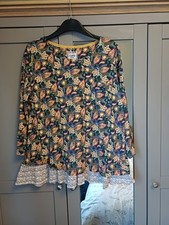 Country Rose Women's Tunic Top