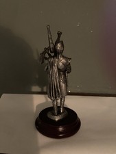 Pewter Gordon Highlander Piper