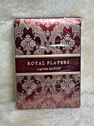 Royal players playing cards - royal,