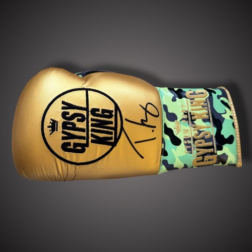 Gypsy king tyson fury - tyson, hand