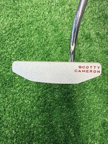 Scotty cameron futura putter - cameron,