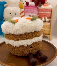 Jellycat amuseable carrot cake - jellycat,
