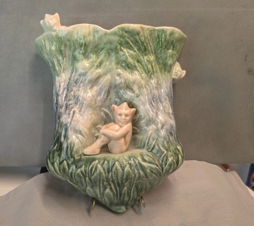 Rare sylvac pixie wall - rare,
