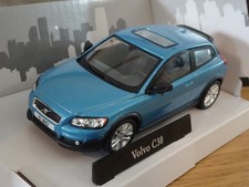 CARARAMA VOLVO C30 BLUE CAR MODEL 4-32670 1:43