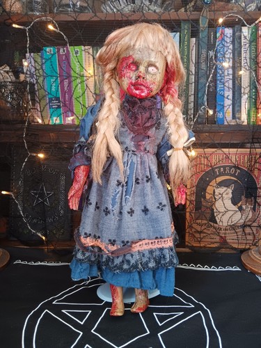 Ooak zombie doll miss - ooak, doll,
