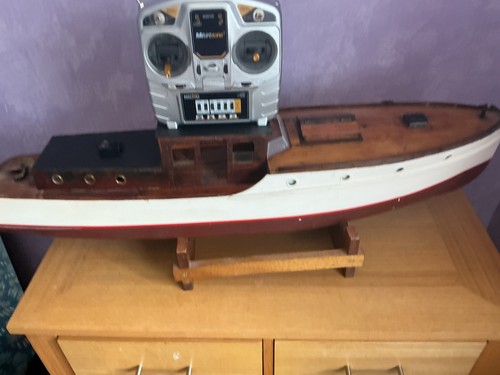 Vintage type speed boat - rc,