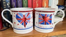 2 X ROSE OF ENGLAND LOVE UNION JACK MUGS FINE BONE CHINA 