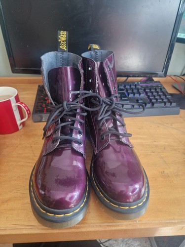 Purple pascal martens - purple,