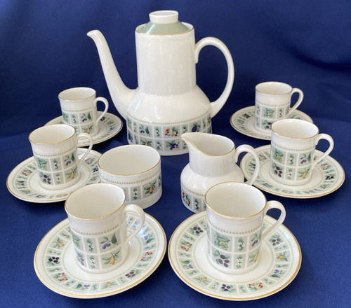 Royal doulton tapestry coffee - royal,